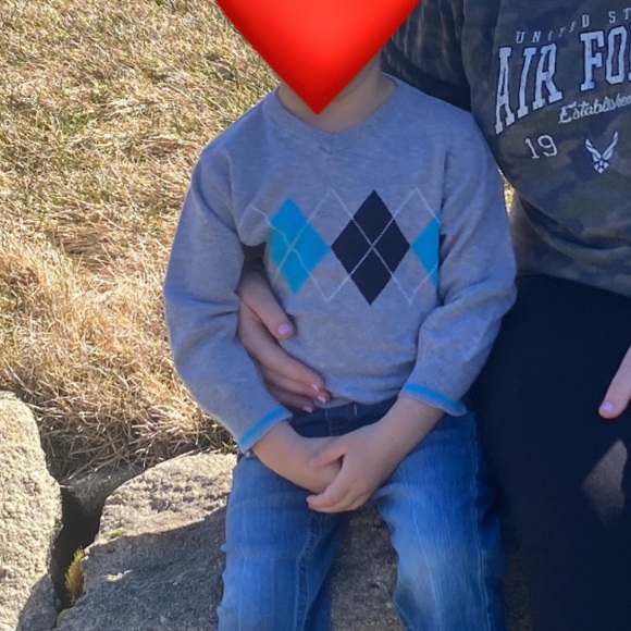 Sweater - Picture 1 of 1